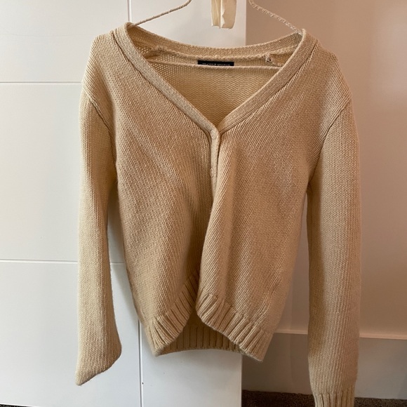 Brandy Melville cream beige wool cardigan - Picture 1 of 4